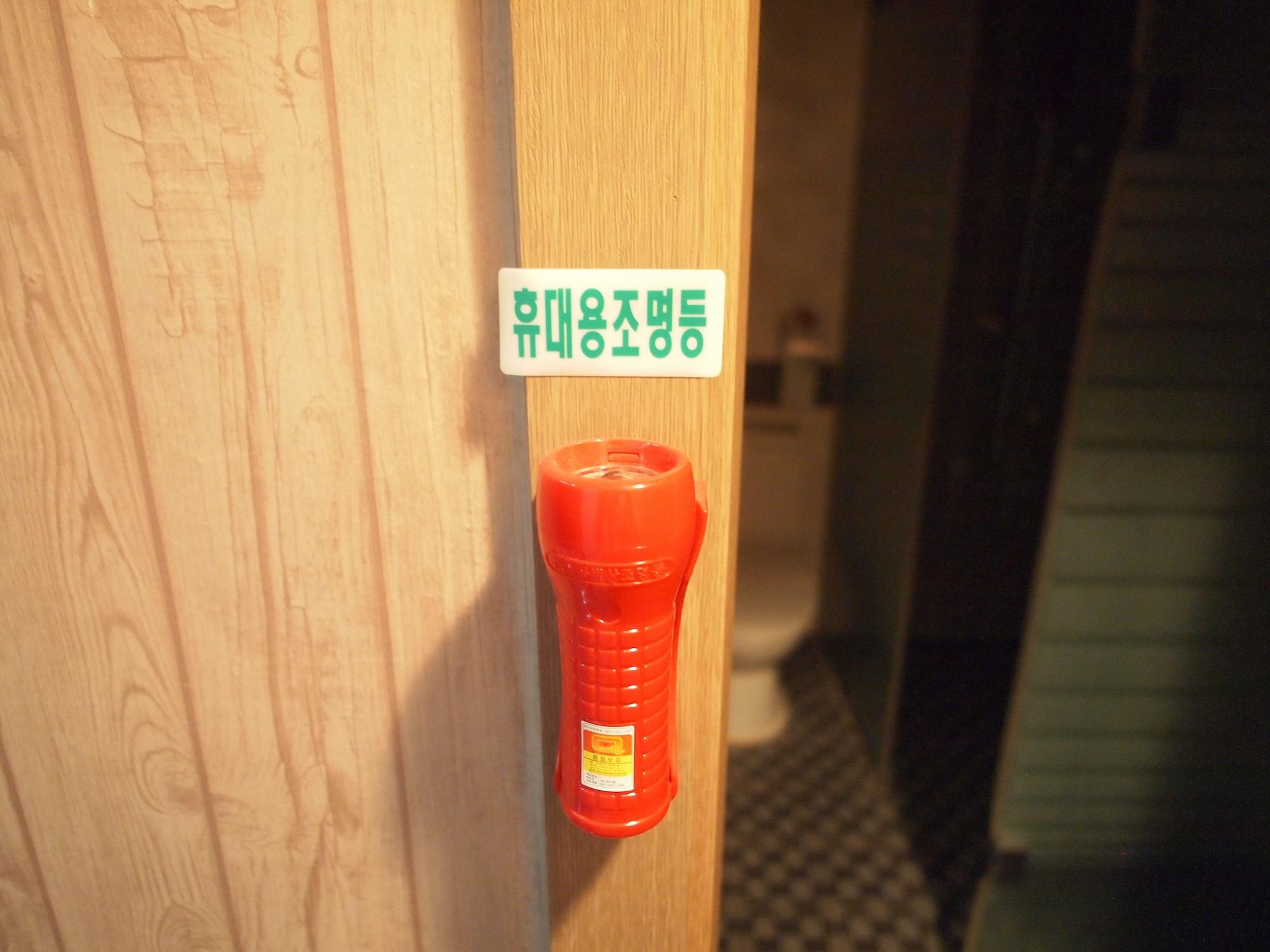 Hostel J Stay Seoul Eksteriør billede
