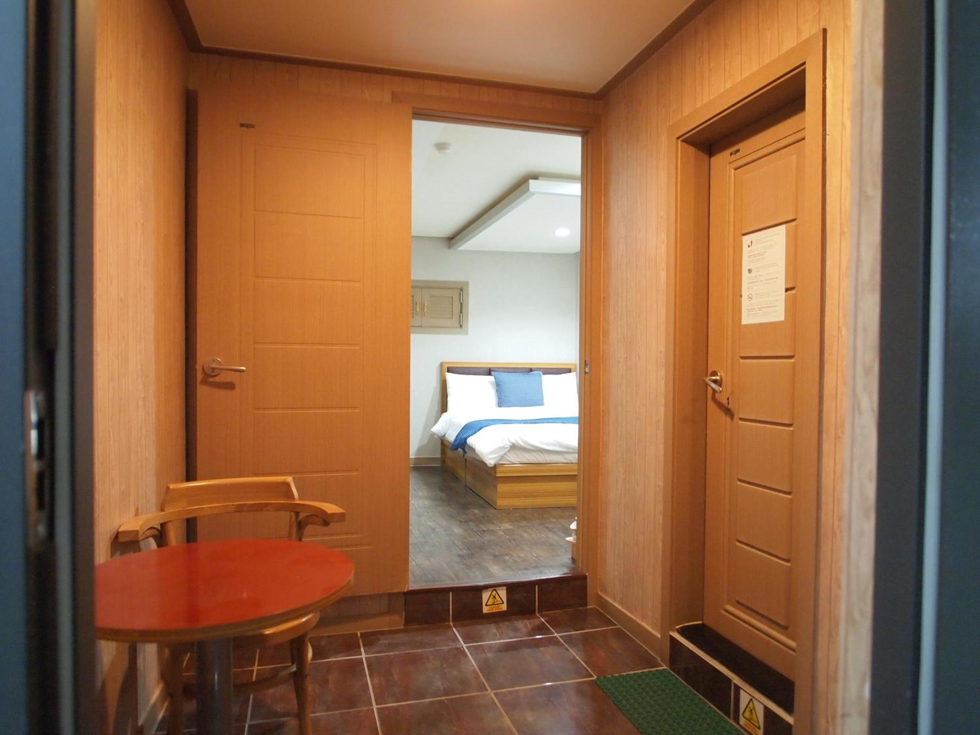 Hostel J Stay Seoul Værelse billede