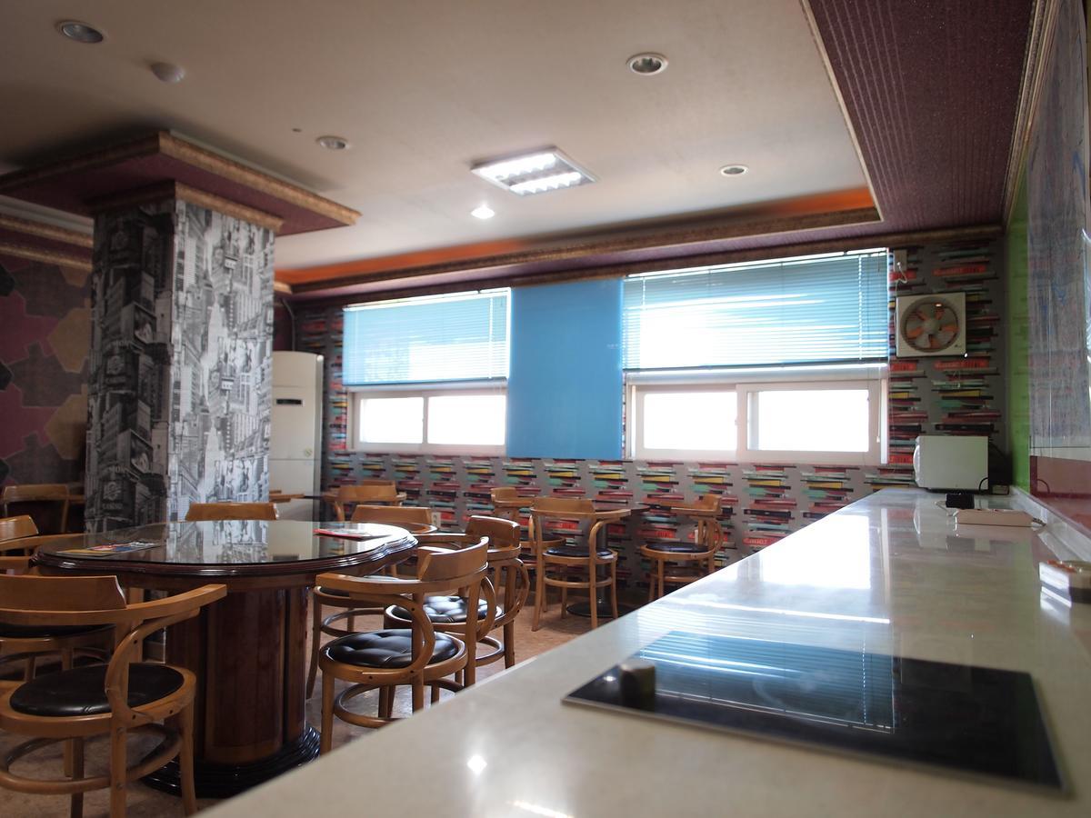 Hostel J Stay Seoul Eksteriør billede